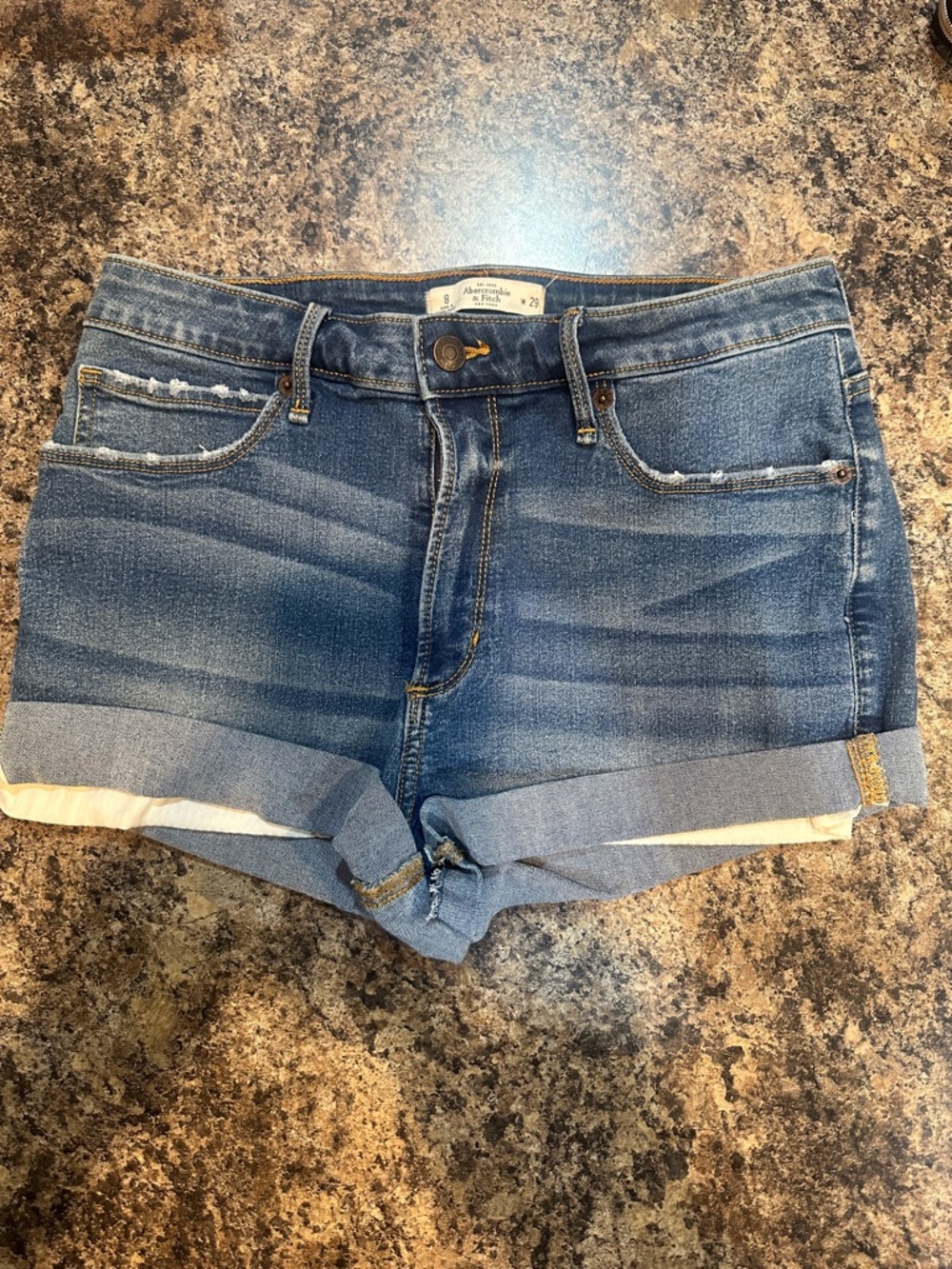 Abercrombie & Fitch size 8 waist 29 denim cuffed shorts